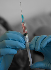 Vaccination. Image Credit : Yanivba